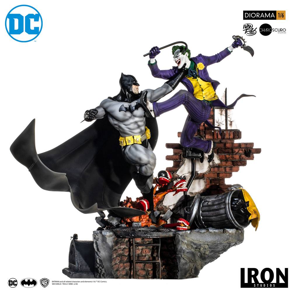 Batman vs Joker Battle (Ivan Reis) DC Comics 1/6 Scale Diorama by Iron Studios